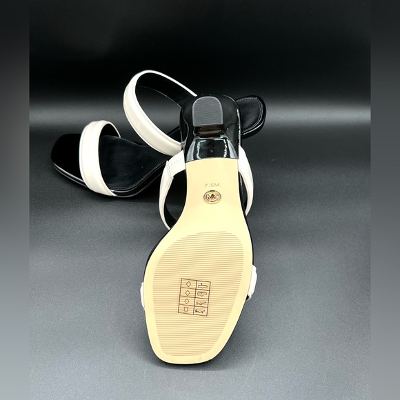 Michael Kors Clara Two-Tone Patent Multi Color Leather Sandal Women Size 7.5 NWB - Picture 9 of 10